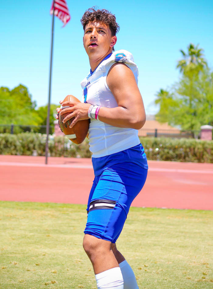 2022 Preseason Football Power 25 Photo Shoot with Chandler. Photo-Steven Davis42